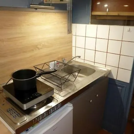 Charmant Studio Centre Apartment